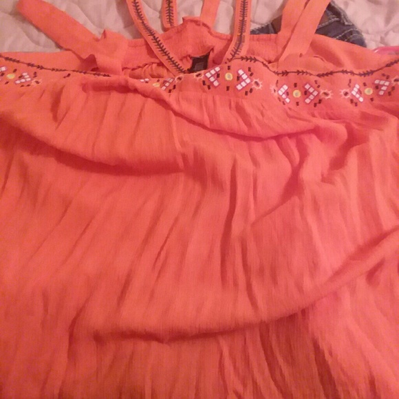 Top - Picture 3 of 3